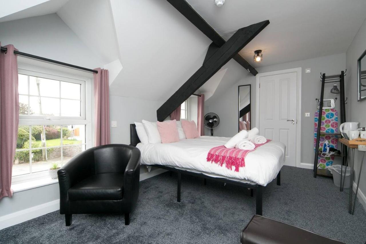 Pass The Keys Modern En-Suite Room In Country Pubrestaurant 2 Llanddona Exterior photo